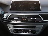 BMW Řada 7 (2019) M Paket 730 d xDrive, ČR - náhled 12