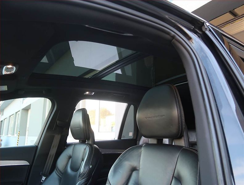 Volvo XC90 (2015) D4 - fotka 16 z 23