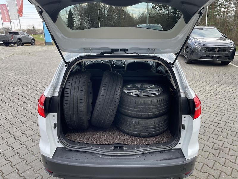 Ford Focus 1.5 EB 150k MAN6  - fotka 7 z 24