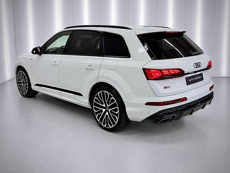 Audi Q7 60 TFSI e QUATTRO HYBRID  S-LI - fotka 4 z 35