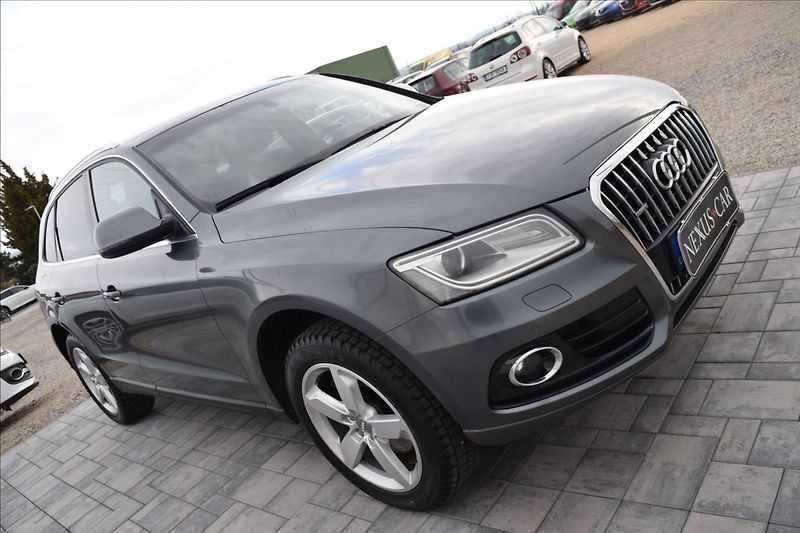 Audi Q5 3,0 V6 180KW S-LINE AUTOMAT - fotka 4 z 57