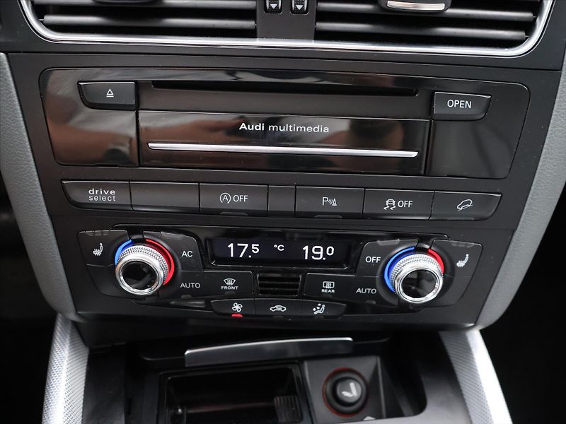 Audi Q5 3,0 TDI 180kW Aut Quattro Kůže - fotka 23 z 36