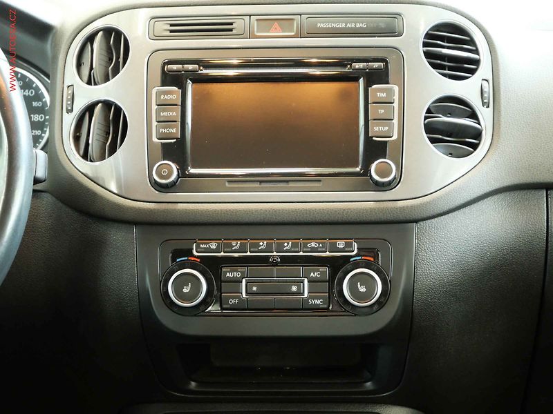 Volkswagen Tiguan (2014) 1.4 TSi, ČR, STK5/28 - fotka 13 z 21