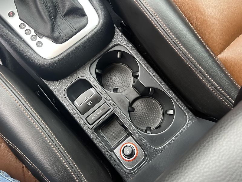 Seat Alhambra (2014) 2,0TDi DSG Style MAX VÝBAVA!!! - fotka 66 z 77