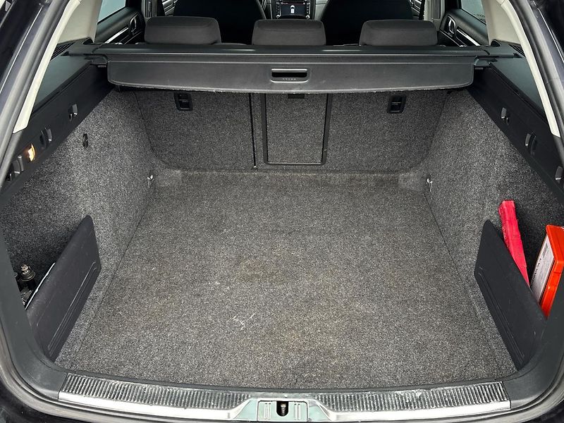Škoda Superb DSG - fotka 10 z 25