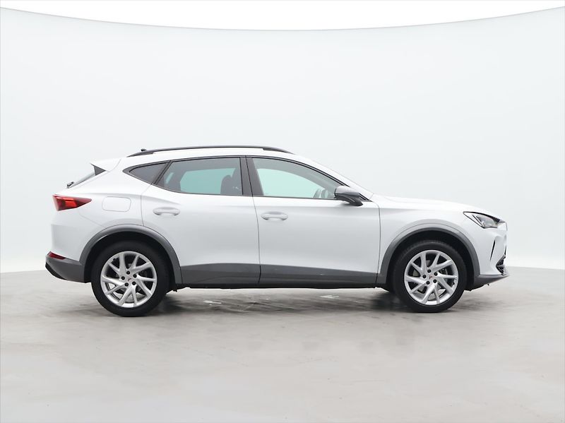 Cupra Formentor 1,5 TSI 110kW DSG DPH - fotka 8 z 28
