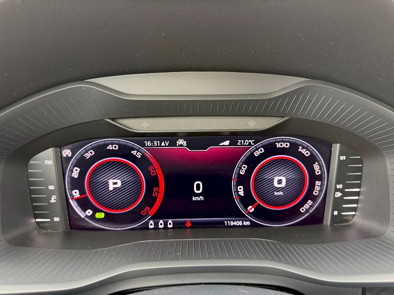 Škoda Kodiaq (2021) SPO 4X4 TD 147/2.0 A7A - fotka 17 z 22
