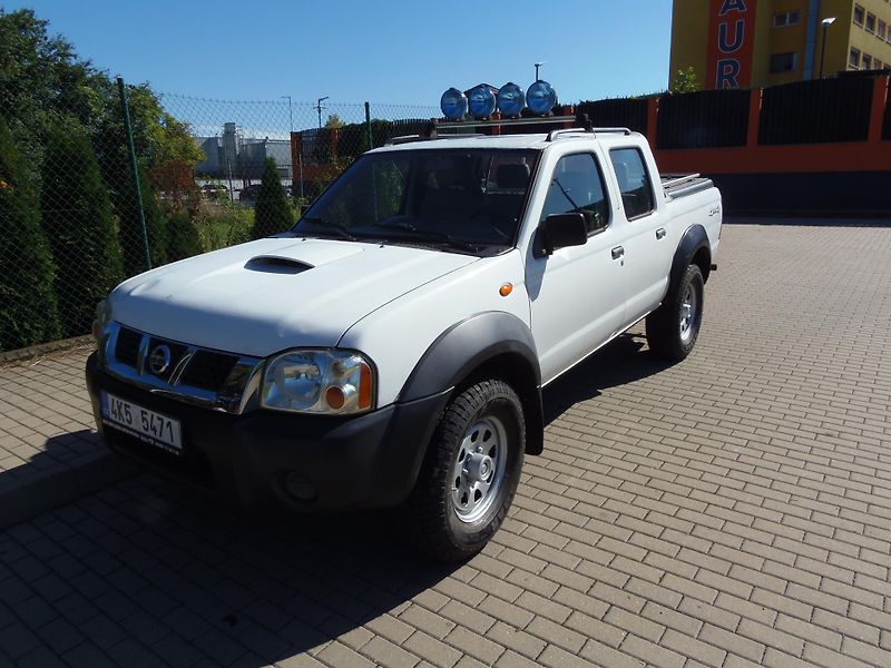 Nissan Navara (2004) 2.5 TD 4x4 redukce tažné 3T CZ - fotka 1 z 23