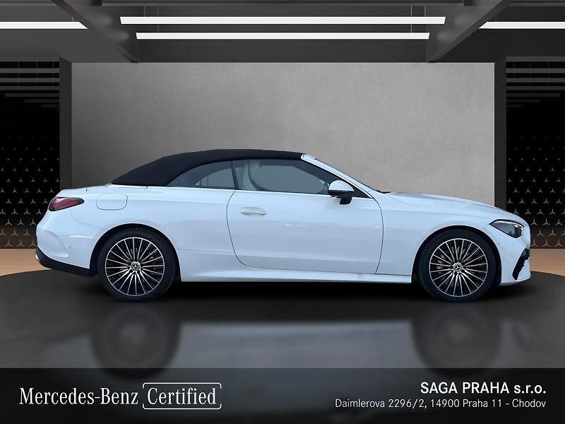 Mercedes-Benz CLE 450 4MATIC kabriolet AMG Line - fotka 3 z 22