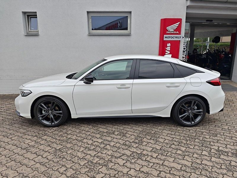 Honda Civic (2026) 2.0 e:HEV SPORT SKLADEM - fotka 36 z 37