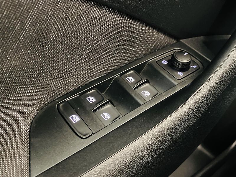 Škoda Kamiq 1,5 TSI 110kW Style - fotka 12 z 24