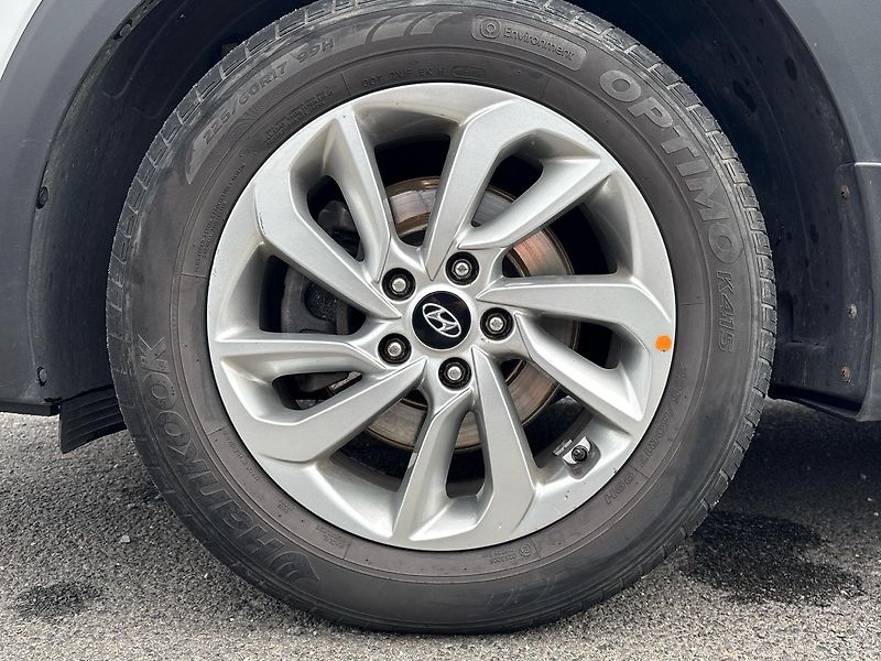 Hyundai Tucson (2017)  1.7 CRDI 85kW Czech Edition 4 - fotka 8 z 25