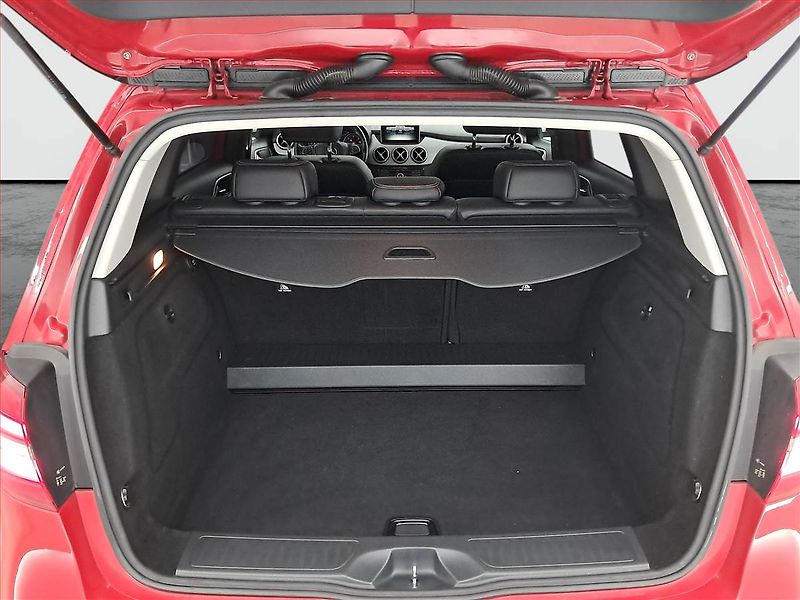 Mercedes-Benz Třídy B (2015) B 200 CDI, 4X4, Automat, Kůže - fotka 14 z 19