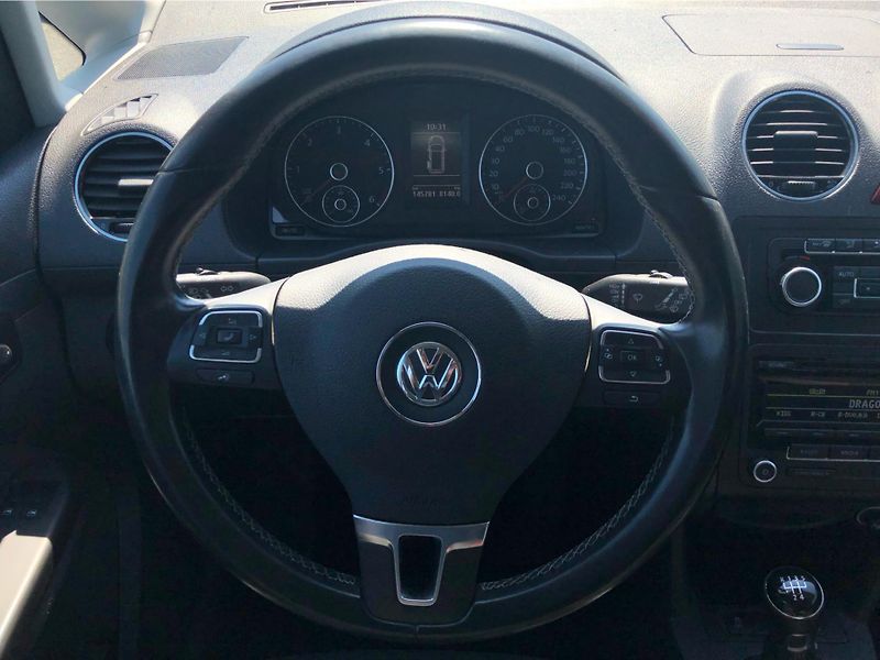 Volkswagen Caddy 1.6 TDi TRENDLINE - fotka 17 z 27