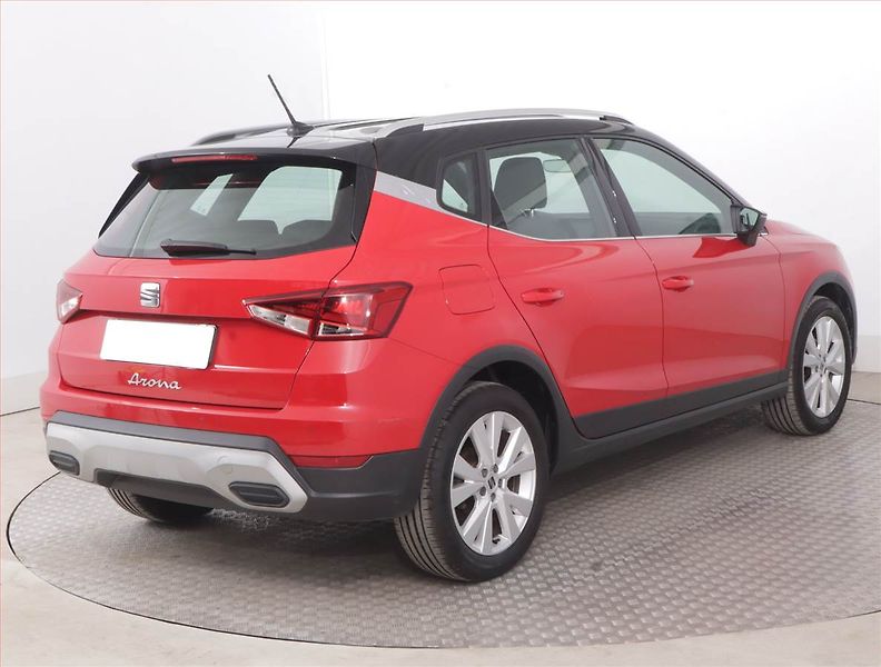 Seat Arona (2023) Xperience 1.0 TSI, Serv.kniha - fotka 5 z 15