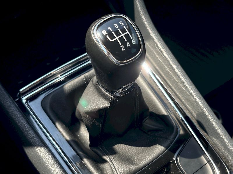 Škoda Karoq (2019) 1.6 TDI / 85kW / AMBITION - fotka 32 z 32