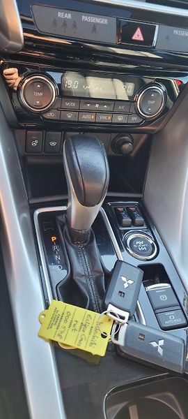Mitsubishi Eclipse Cross (2018) 1,5T-MiVeC 120kW 4WD „TOP“ - fotka 24 z 47