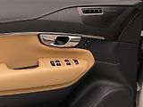 Volvo XC90 B6 AWD INSCRIPTION AUT CZ 7m - náhled 29