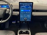 Ford Mustang Mach-E Standard Range AWD, SoH 93,1 % - náhled 12