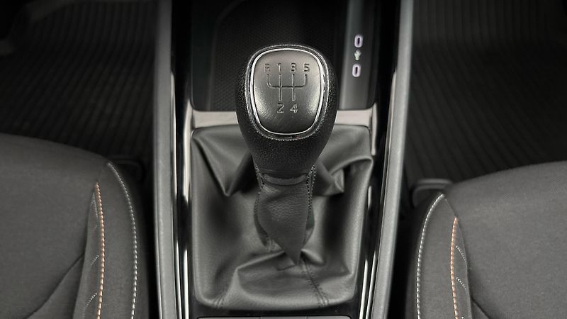 Škoda Scala 1.0 TSI Ambition - fotka 22 z 23