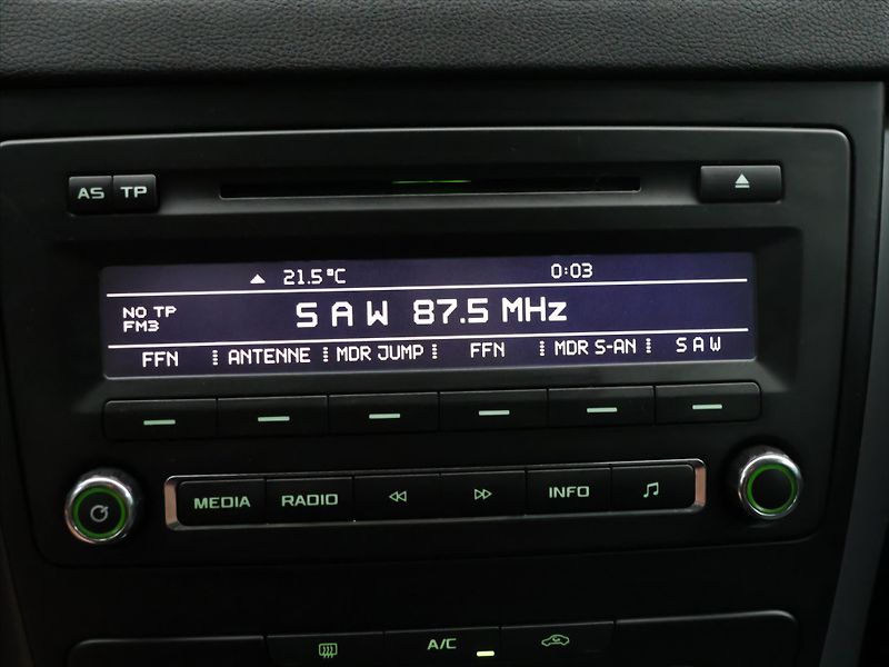 Škoda Yeti 1,4 TSI 90kW DSG Ambition - fotka 22 z 33