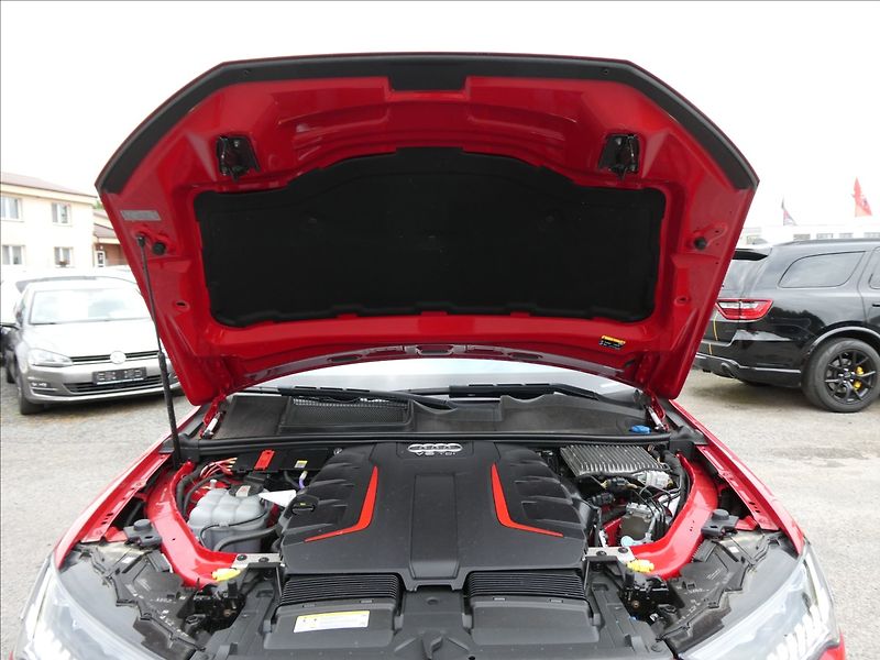Audi SQ7 4,0 TDi V8 320kWwebasto,matrix - fotka 47 z 50