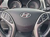 Hyundai i30 (2016) 1.6 CRDI, 2.maj,ČR, servis - náhled 16