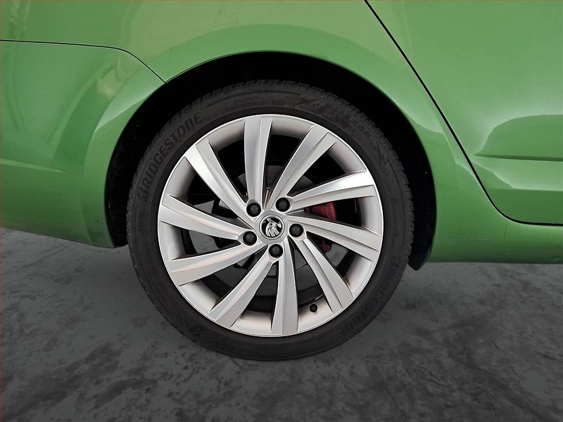 Škoda Octavia (2017) RS 2.0 TDI, Automat, Kůže - fotka 15 z 22