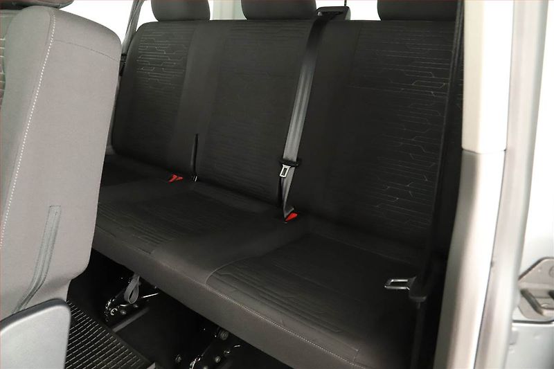 Volkswagen Caravelle (2022) Comfortline 2.0 TDI, ČR, DPH - fotka 13 z 19