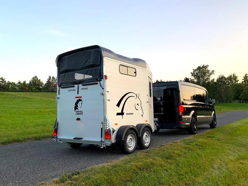 Cheval Liberté (2026) Touring Country, BÍLÝ - fotka 32 z 33