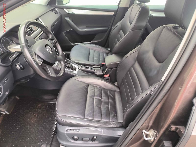 Škoda Octavia (2013) 1.6 TDi, DSG, park.čidla - fotka 9 z 23