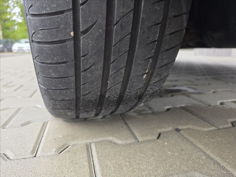 Volkswagen Multivan 2,0 TDi DSG BULLI KŮŽE 7 míst - fotka 40 z 50