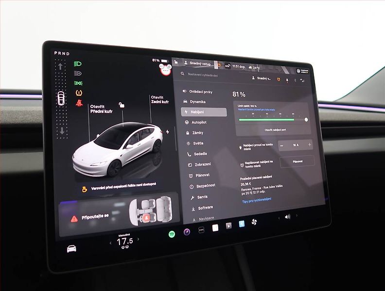 Tesla Model 3 (2023) Standard Range 60kWh, SoH 98% - fotka 25 z 32