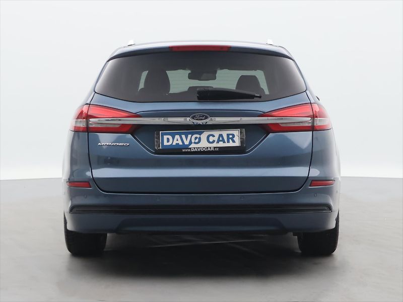 Ford Mondeo 2,0 Hybrid iCVT 103kW Vignale - fotka 6 z 35