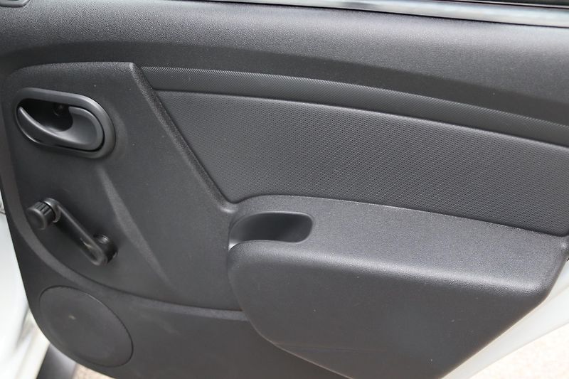 Dacia Duster 1.5dCi 1. MAJITEL JAKO NOVÉ - fotka 39 z 49