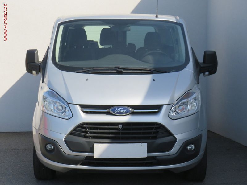 Ford Transit Custom (2017) 2.0TDCi 9míst, TREND, AC - fotka 2 z 3