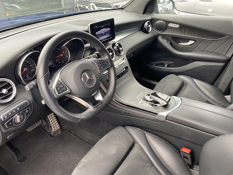 Mercedes-Benz GLC 250d Kupé AMG - fotka 12 z 26