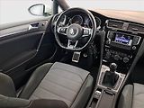 Volkswagen Golf (2017) R-Line 1.2 TSI, Park. senzory - náhled 7