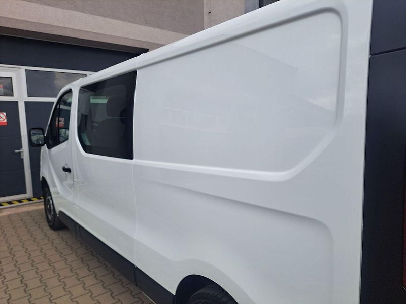 Renault Trafic (2018) 1.6 DCI L2H1 Comfort, ZÁRUKA - fotka 12 z 29