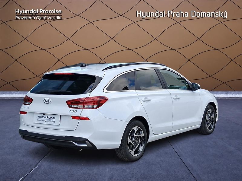 Hyundai i30 1,0   TGDI,STYLE - fotka 7 z 10