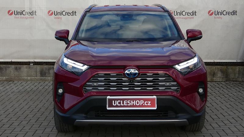 Toyota RAV4 2.5 Hybrid Executive 4WD e-CVT - fotka 2 z 24