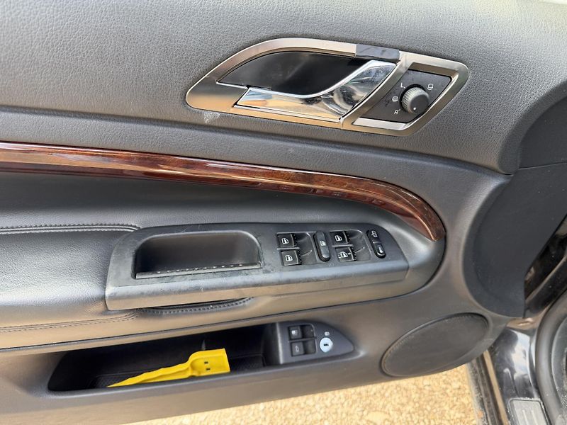 Škoda Superb 1.9 tdi - fotka 12 z 20