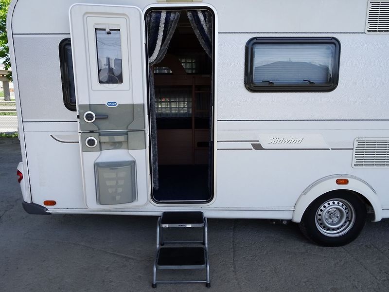 Knaus Südwind 550 FSK Mover 4xlůžko - fotka 7 z 35