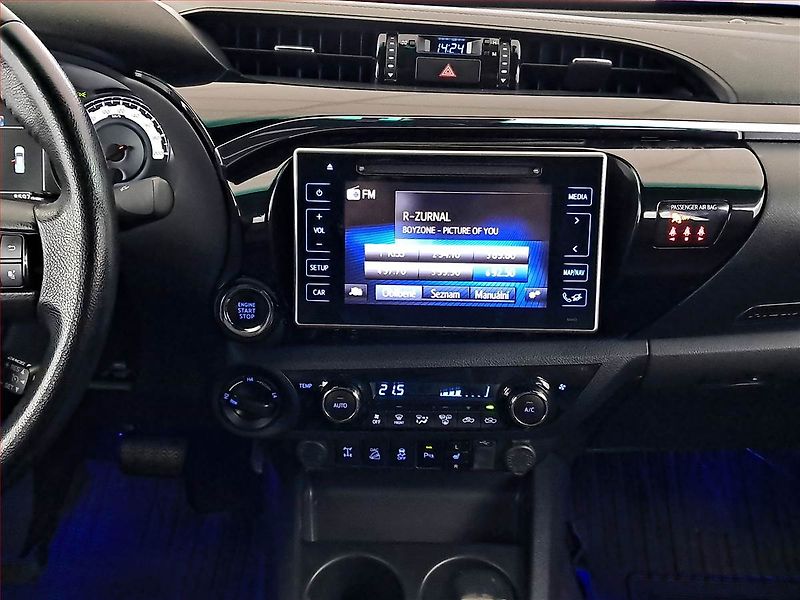 Toyota Hilux (2020) 2.4 D-4D - fotka 12 z 24