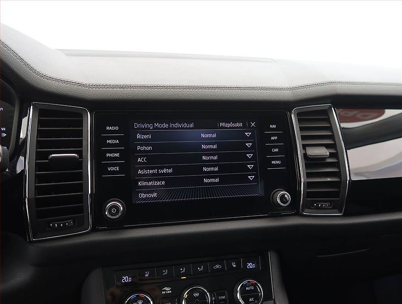 Škoda Kodiaq (2022) Laurin&Klement 1.5 TSI - fotka 21 z 32