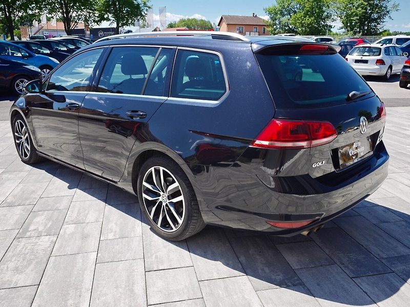 Volkswagen Golf (2014) 2,0 TDI 110 KW Highline - fotka 8 z 35
