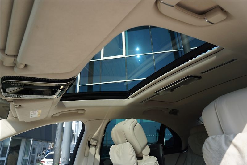 Mercedes-Benz Třídy S 4,0 S 580 4M L 1.maj ČR - fotka 14 z 22