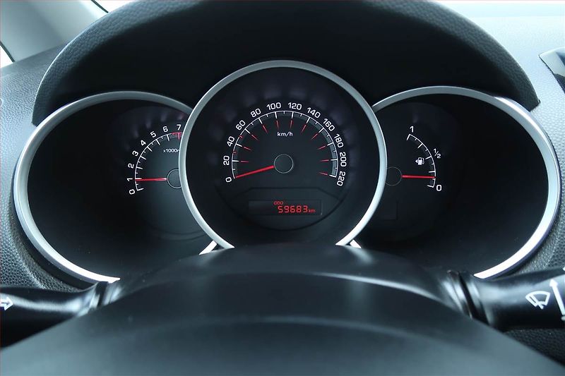 Kia Venga (2019) 1.6 CVVT, Serv.kniha, Kůže - fotka 11 z 20