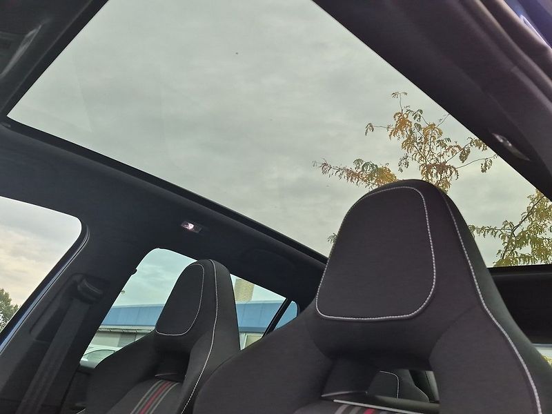 Škoda Kamiq Monte Carlo  1,5 TSI 110 kW - fotka 25 z 28