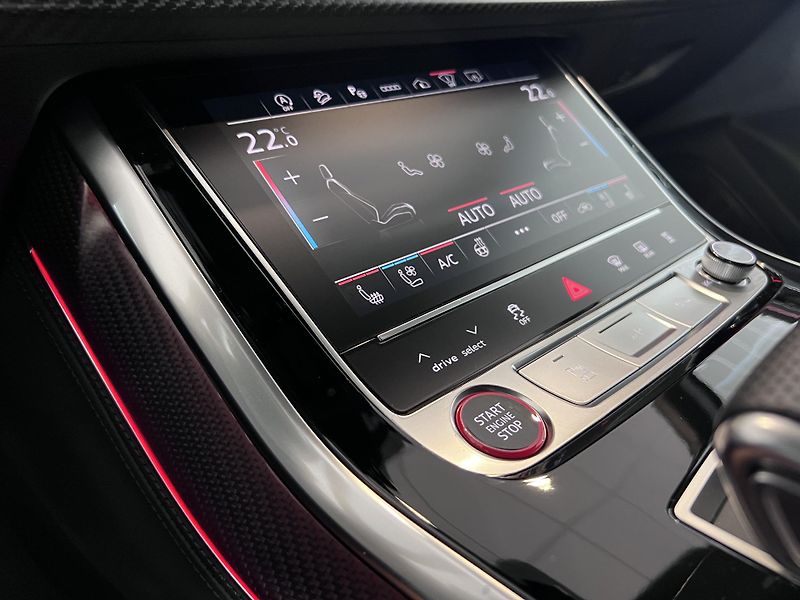 Audi SQ7 Ceramic Exclusive B&O FullSpec - fotka 25 z 33